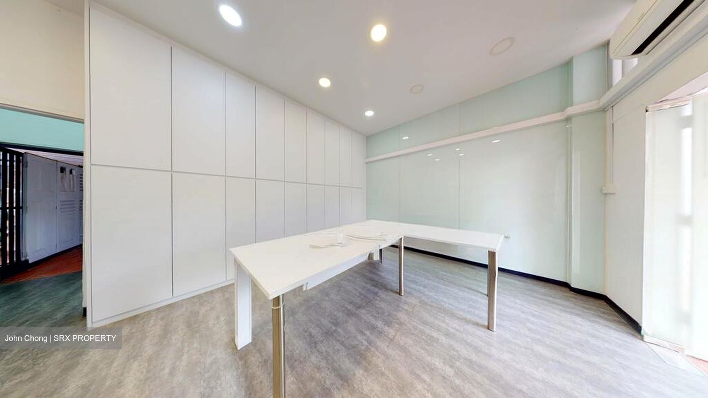 Old Birdcage Walk (D28), Office #528721021